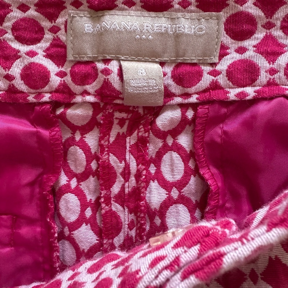 Banana Republic Pink Geometric Print Shorts Size 8 - Picture 3 of 6